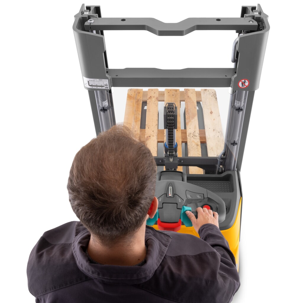 Produktbillede nr. 7: Jungheinrich-elpalleløfter ERC 110zi ZT med ståplatform, dobbelt-teleskop-mast, masthøjde 2.300 mm, bæreevne 1.000 kg, proportionalhydraulik